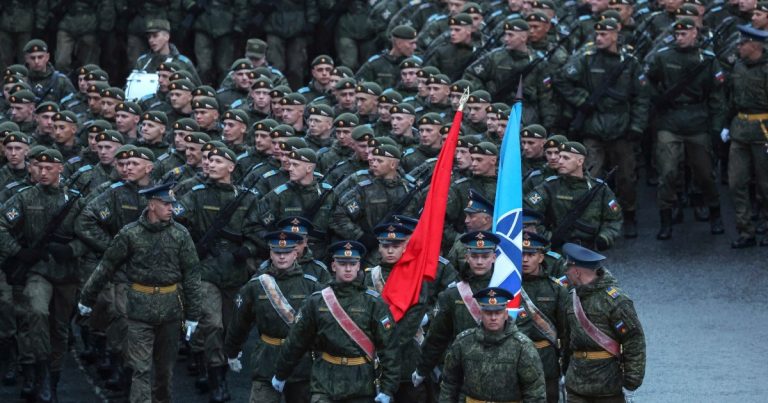 Финските медиуми објавија сателитски снимки: „Русите градат воен град во близина на нашата граница“