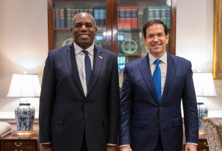 Британскиот министер за надворешни работи: Ситуацијата на Блискиот Исток останува опасна