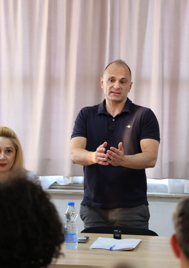 Филипче до Мицкоски: Најлошото допрва доаѓа