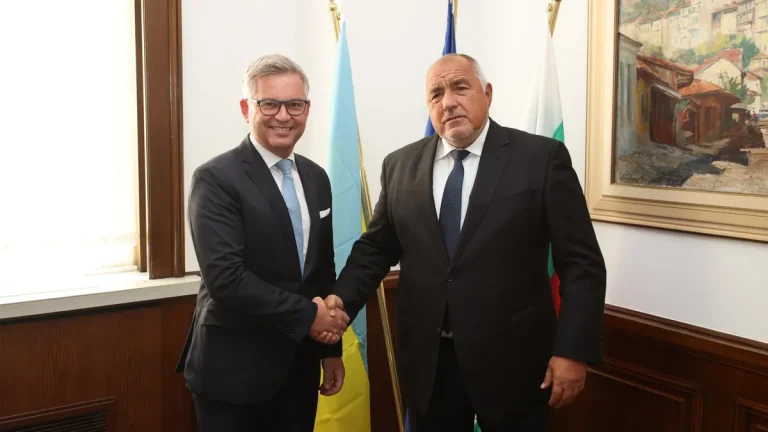 Борисов пред еврокомесарот Брунер: Бугарија ја чува границата на цела Европа