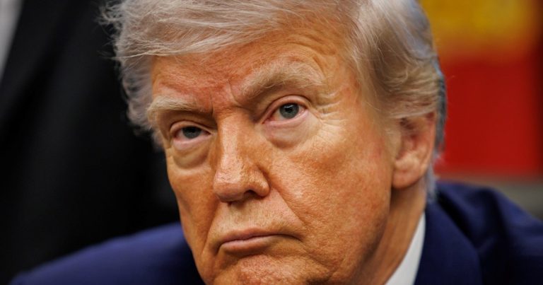 Трамп: Иранците со кои преговарав се мртви и не умреа од грип или ковид