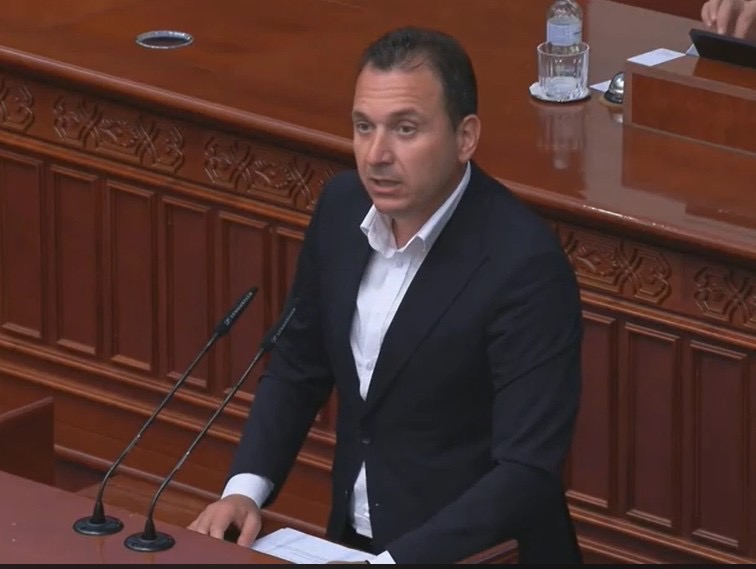 Талески: За една година владеење ВМРО-ДПМНЕ ја загрози иднината и ја врати државата цела деценија назад