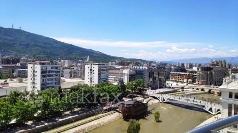 Апел до скопјани за рационална и совесна употреба на водата за пиење, повторно има енормна потрошувачка