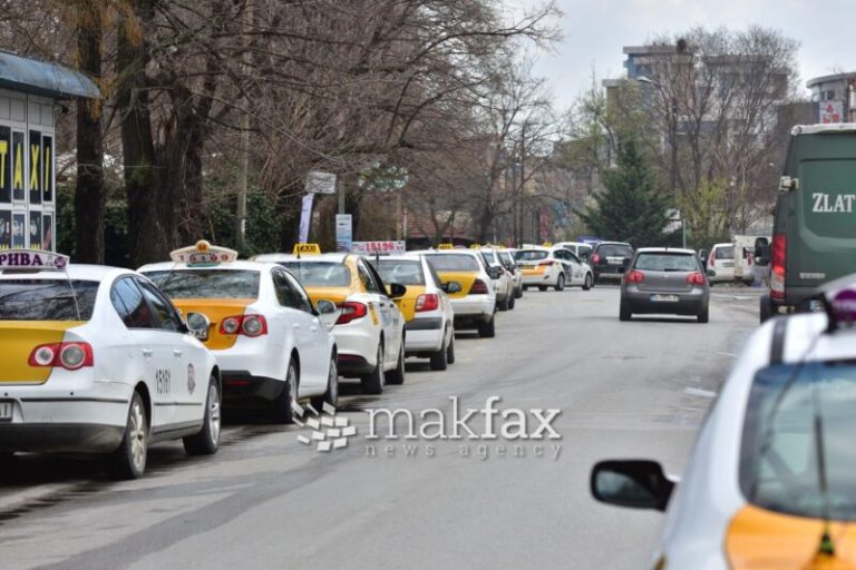 УЈП најави засилени контроли на таксистите