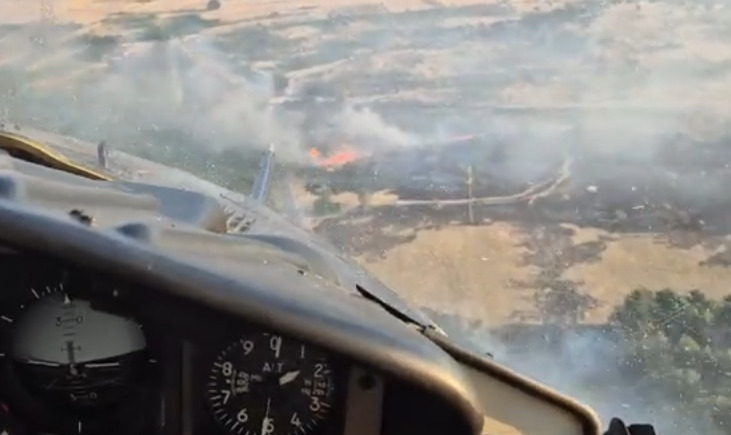 Повеќе од 45 тони вода исфрли полицискиот хеликоптер во гаснењето на пожарот во Чучер Сандево
