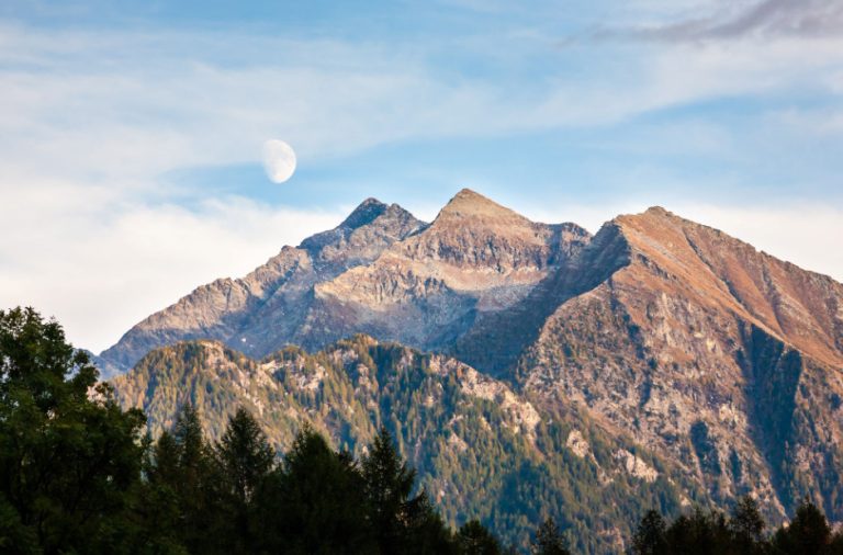 Трагедија на Алпите: Пронајдено телото на 15-годишен планинар