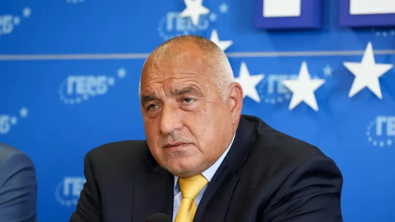 Борисов: Само обединети ги штитиме националните интереси. Со пријателите од РСМ да одиме напред