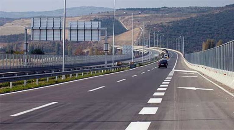 Пуштена за сообраќај скопската обиколница, сообраќајот кон Блаце пуштен само за патнички возила