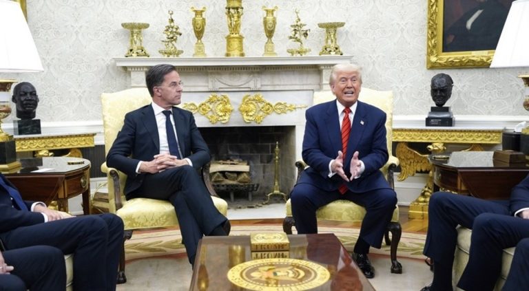 Руте: Се преговара со САД за Гренланд, Трамп е во право