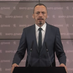 „Алиса“ од СДСМ треба да се разбуди, Петрушевски вели дека партијата живее во паралелен универзум