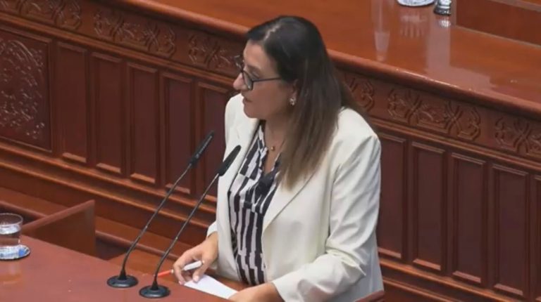 (Видео) Тренчевска: Граѓаните едвај врзвуваат крај со крај, ќе прифатите ли зголемување на минималната плата на 500 евра