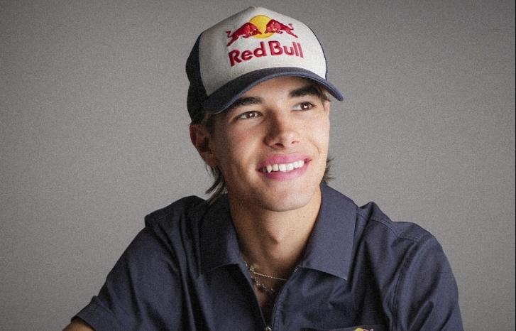 Официјално: Бугарскиот возач Никола Цолов ќе вози во Формула 2 наредната година