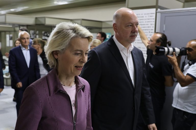 Фон дер Лајен во Литванија и Романија: Во фокус подготовките против хибридни и конвенционални закани