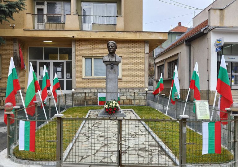 Со концерт на квартетот „Славеј“ БКИЦ- Босилеград одбележува 27 години од своето постоење