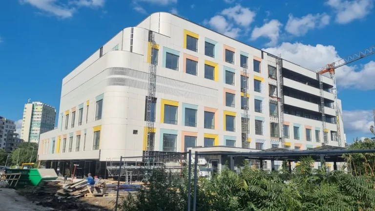 11 бугарски лекари поминаа обука во Њујорк, а американски педијатри беа во посета на новата детска болница во Бургас