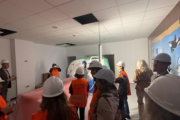 Импресии од новата детска болница „Св. Анастасија“ во Бургас: Американски експерти ја пофалија современата грижа за децата