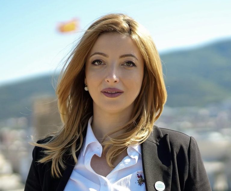 Арсовска со остри обвинувања: Мицковски лично стои зад хаосот во Комунална хигиена