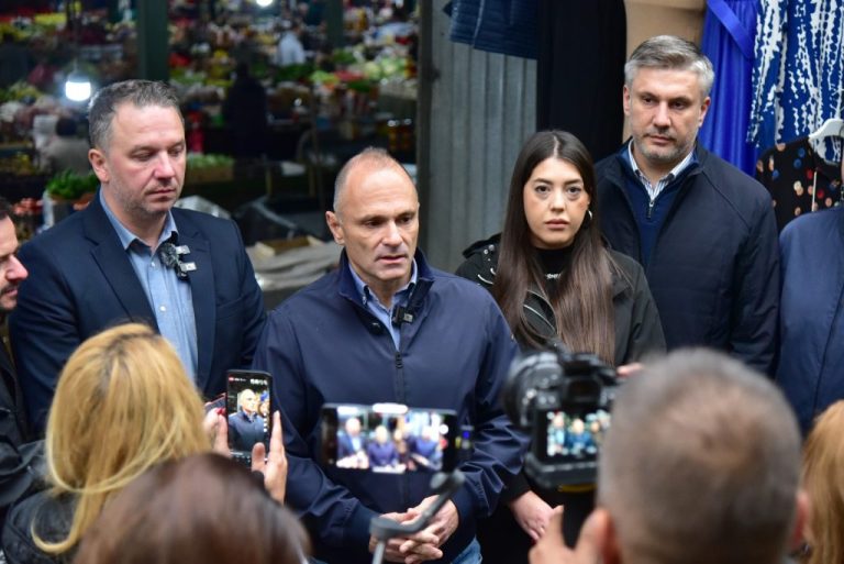 Филипче: Пензионерите се нови жртви на лагите на власта, 97% од нив добија само 1.000 денари