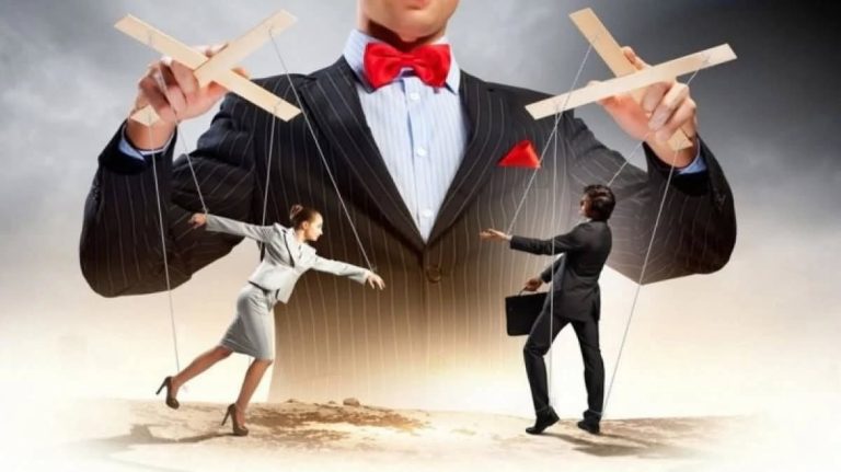 Знамето, Цеца, и нечистата македонска совест во игрите стогодишни