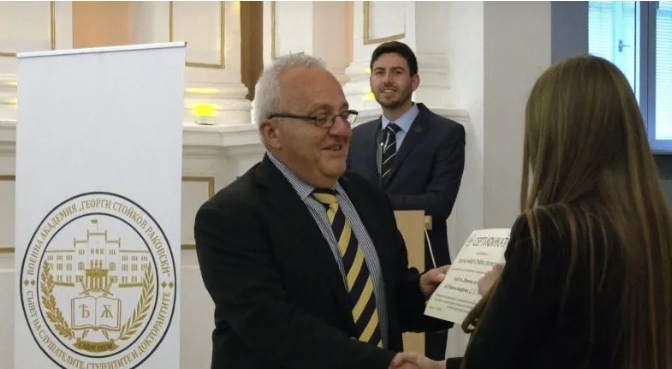 (Видео) Воената академија „Георги Раковски“ формира Клуб за воена историја за младите воени специјалисти