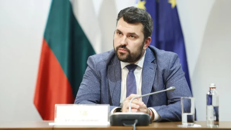 Србија без официјална нота до Софија за „бугарска шпионска мрежа“: Софија реагира на изјавите на Вулин