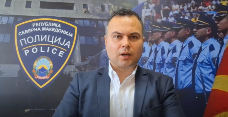 (Видео) МВР со апел до граѓаните: Петардите не се играчка, нивното користење е строго забрането, а празничното пукање може да биде исклучително опасно по животот