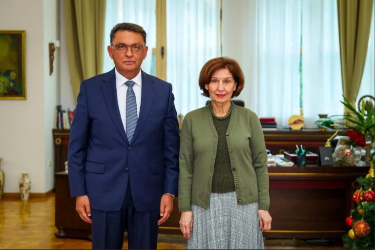 Сиљановска-Давкова се сретна со гувернерот на Народната банка: Финалната оценка на Славески е дека екомомијата е стабилна, со солиден раст