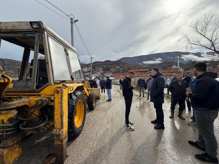 Поплави во повеќе региони во земјава – евакуирани 220 лица во Кичево, критично во Форино, поплавени куќи, ниви, подруми