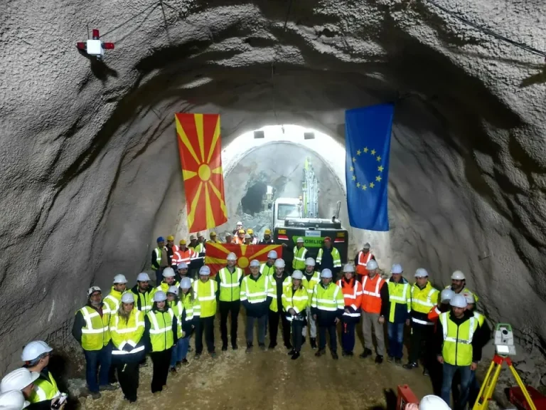 Пробиен последниот тунел од пругата кон Бугарија