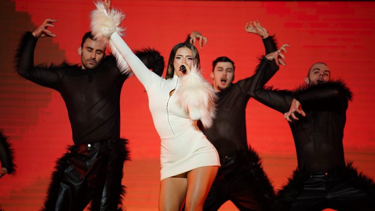 (Видео) Бугарската поп-дива DARA со песната „Bangaranga“ ќе ја претставува Бугарија на Евровизија 2026 г. во Виена