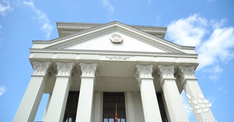 МНР и НТ формира кризен штаб, се повеќе македонски граѓани бараат помош по нападите на Блискиот Исток