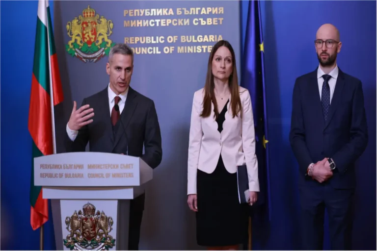 Бугарската влада најави помош за граѓаните и бизнисот поради високите цени на горивата