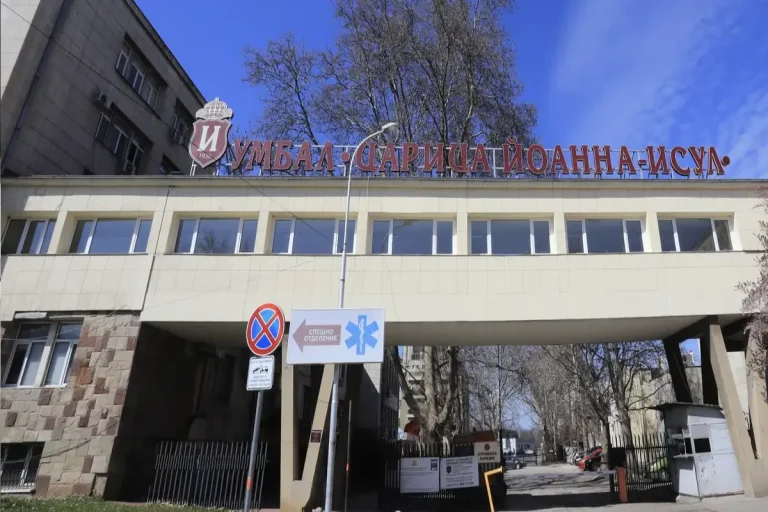 За првпат во Југоисточна Европа бугарски лекари поставија слушни импланти со роботизирана рака