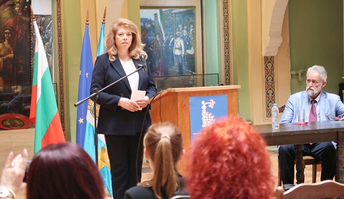 Во Софија ќе се одржи Меѓународен форум за кирилицата под мотото „Духовното наследство во дигиталниот век“