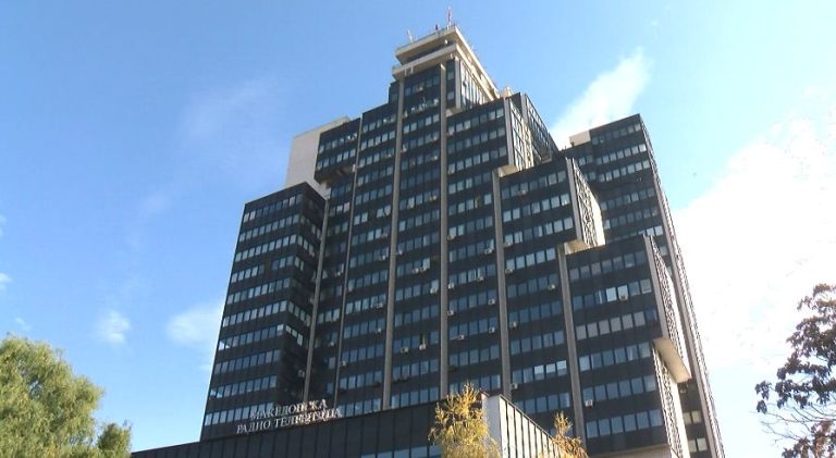 Партизација на МРТВ преку партиски директор ќе биде нов удар врз демократијата, вели Филипче