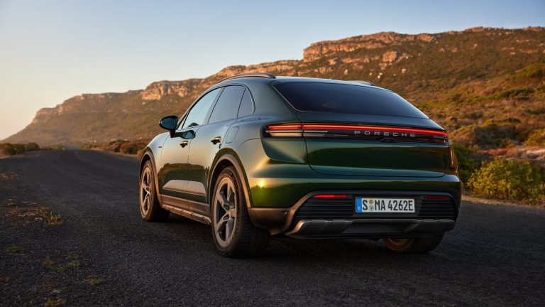 Електрична елеганција и шпански ритам: Промоција на новиот Porsche Macan