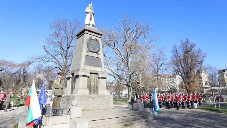 Во Бугарија се одбележуваат Денот на Тракија и 113 години од Одринската епопеја