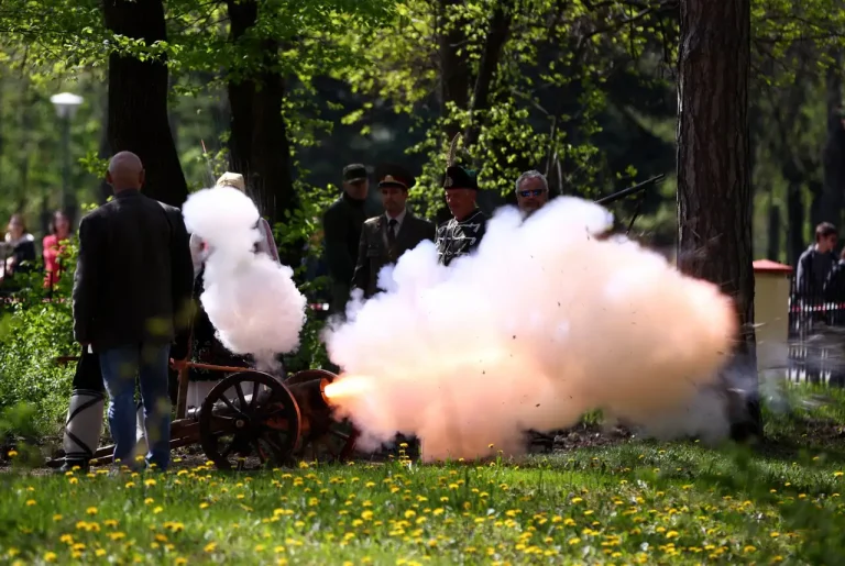 Церемонија во Воената академија во Софија по повод 150 години од Априлското востание