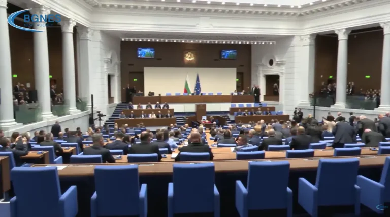 „Прогресивна Бугарија“ ја предложи Михаела Доцова за претседател на бугарскиот парламент