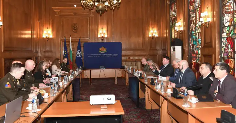 Работна средба за набавката на борбените возила „Страјкер“ и нивната испорака за бугарската армија