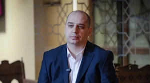 Унгарците го испратија Орбан во историјата – што со „орбановците“ на Балканот?