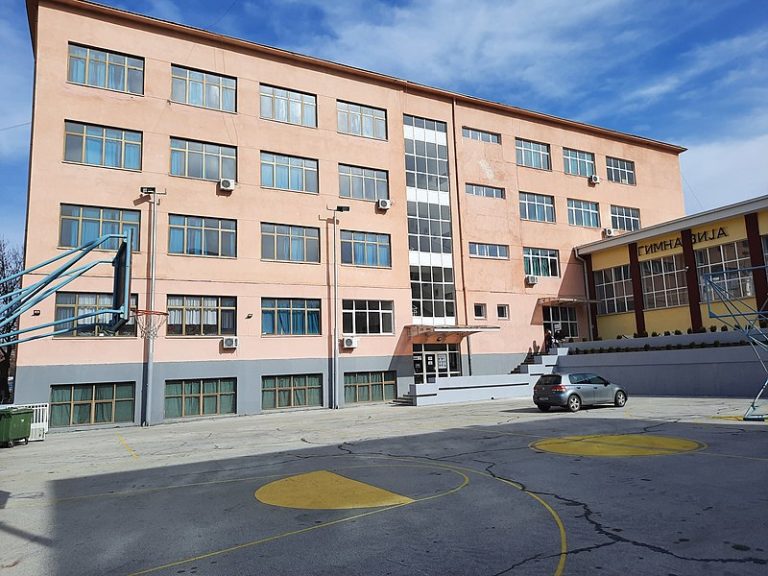 Штипјанец го претепал татко  си