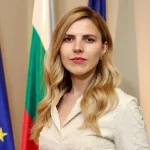 Шефицата на бугарската дипломатија Велислава Петрова беше домаќин на свечен настан по повод Меѓународниот ден на жените во дипломатијата