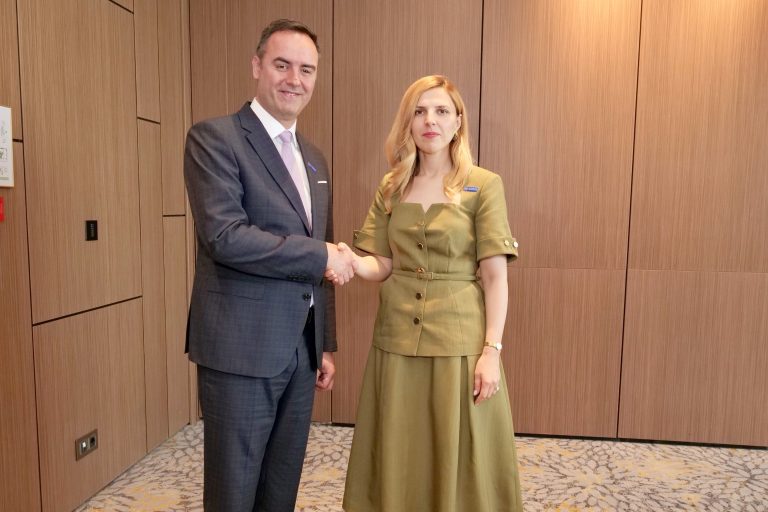 Средба Петрова- Коњуфца: Бугарија со поддршка за европската интеграција на Република Косово