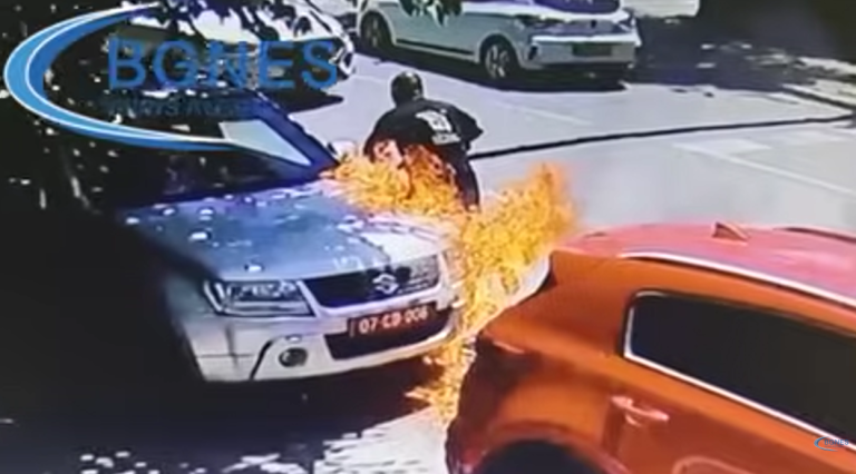 (Видео) БГНЕС објави снимка од инцидентот: Се гледа како се палат возилата на бугарската амбасада