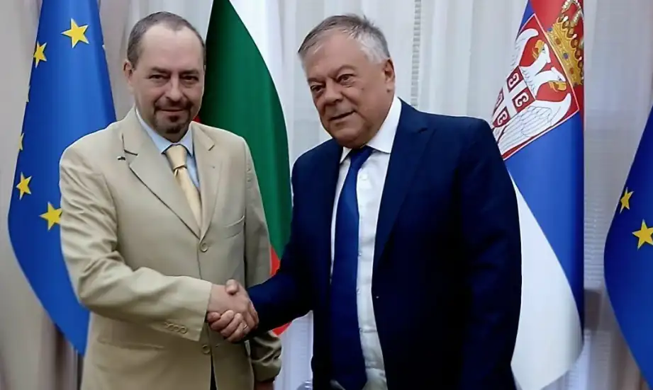 Амбасадор на Бугарија во Белград Ангелов и министерот Тончев разговараа за развојот на пограничните региони во кои живеат Бугари