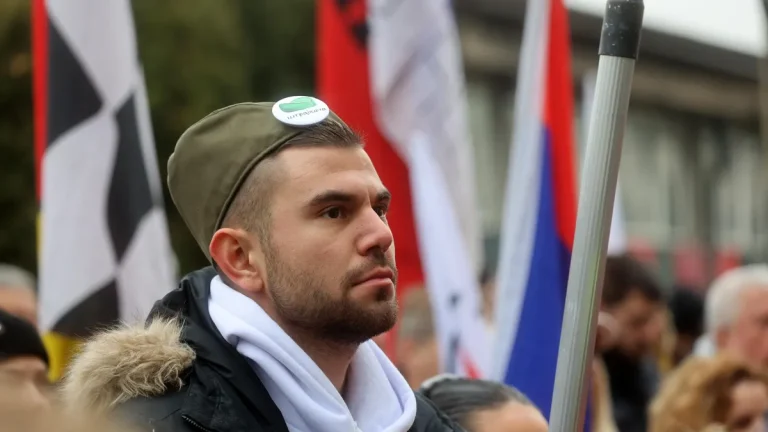 Протиќ: Младите во Србија се оддалечуваат од Европа