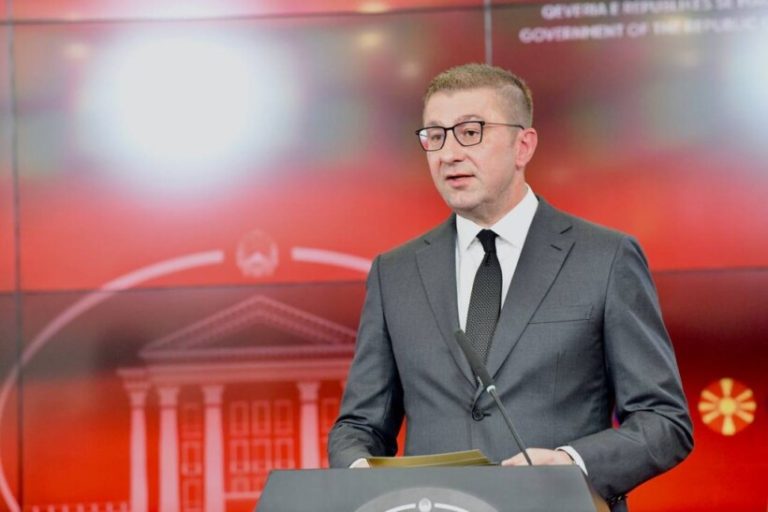 Мицкоски: Работиме да обезбедиме најпрво техничка, a потоа и вода за пиење во Гостивар