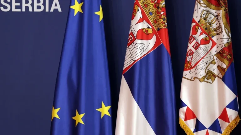 Бугарија е меѓу осумте земји-членки, што го блокираа отворањето на Кластер 3 за Србија во преговорите со ЕУ