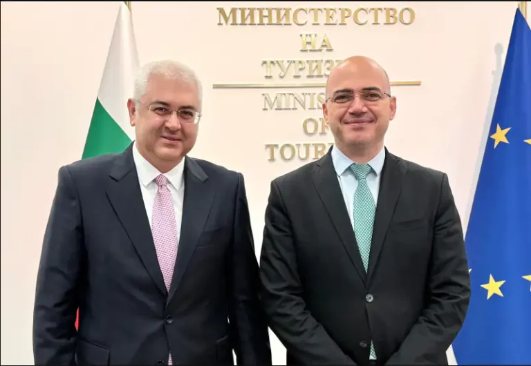 Средба Димитров-Ујаник: Бугарија и Турција можат да постигнат многу повеќе во туризмот